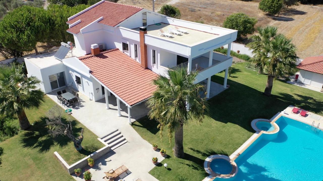 Alashato Alacati Exterior photo